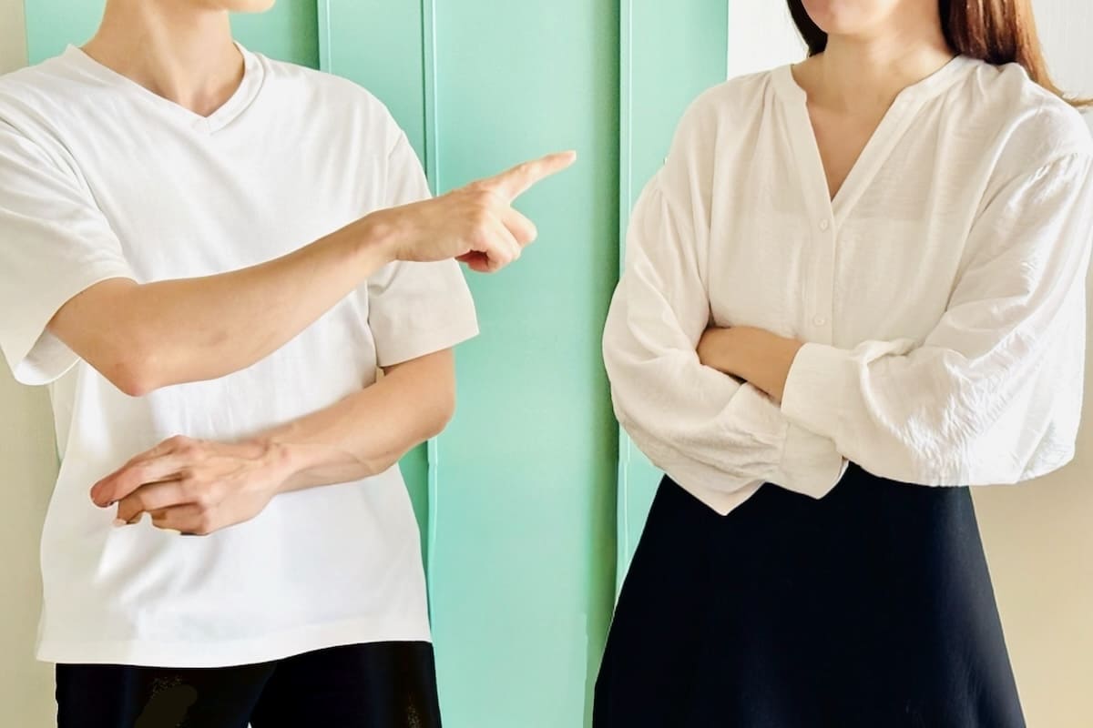 夫婦関係の悪化をイメージした写真